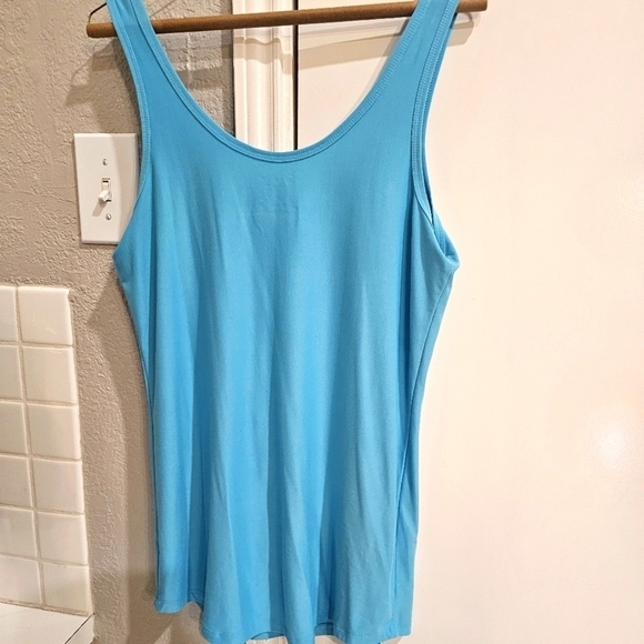 No Boundaries  Aqua tank XL (15-17) Excellent Shape - Picture 1 of 7